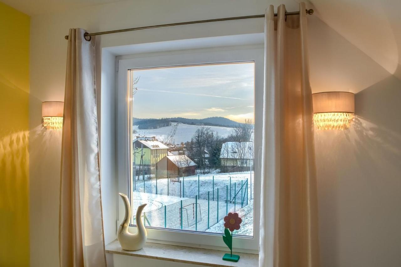 Stara Mleczarnia Apartment Tylicz ภายนอก รูปภาพ