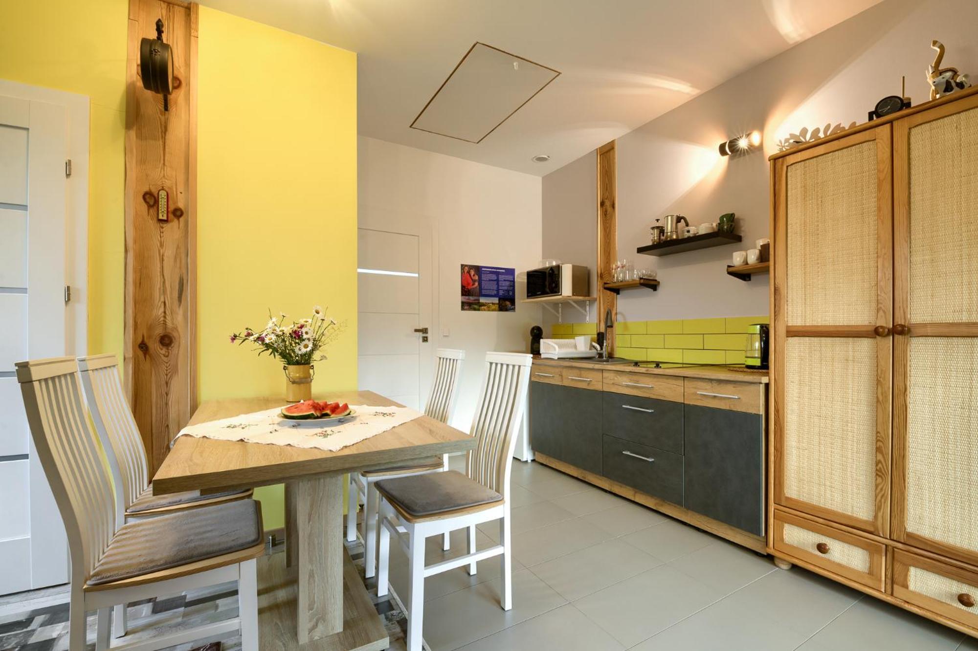 Stara Mleczarnia Apartment Tylicz ภายนอก รูปภาพ
